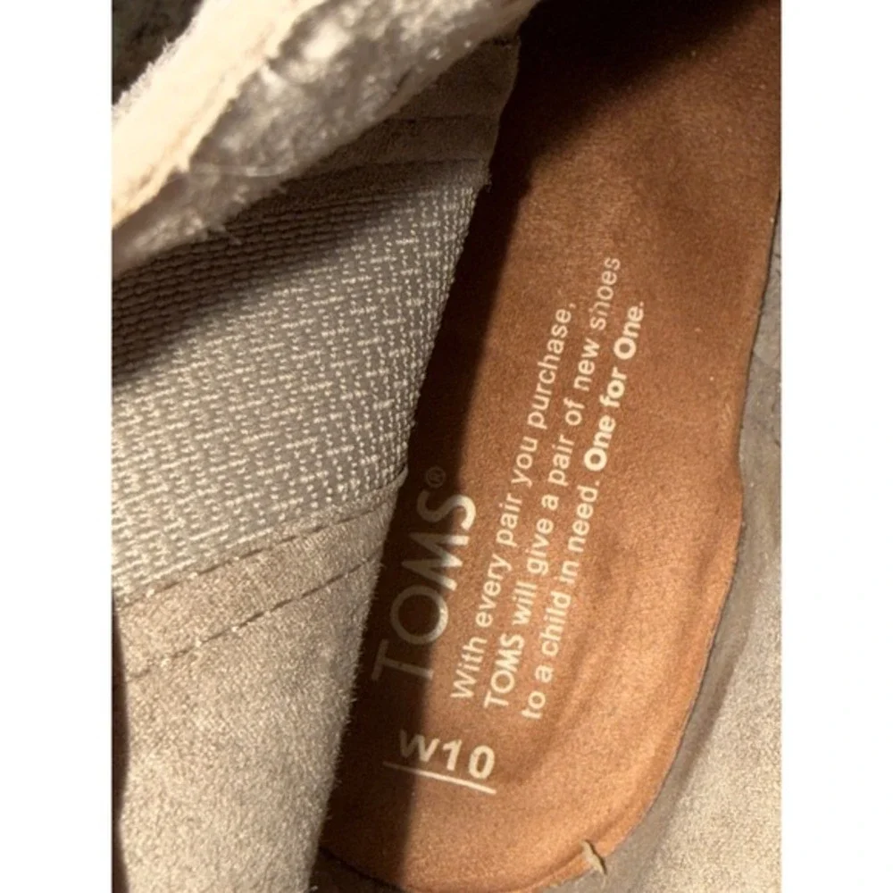 TOMS Majorca Size 10 Peep Toe Booties Desert Taupe Suede Perforated Ankle Boots‎